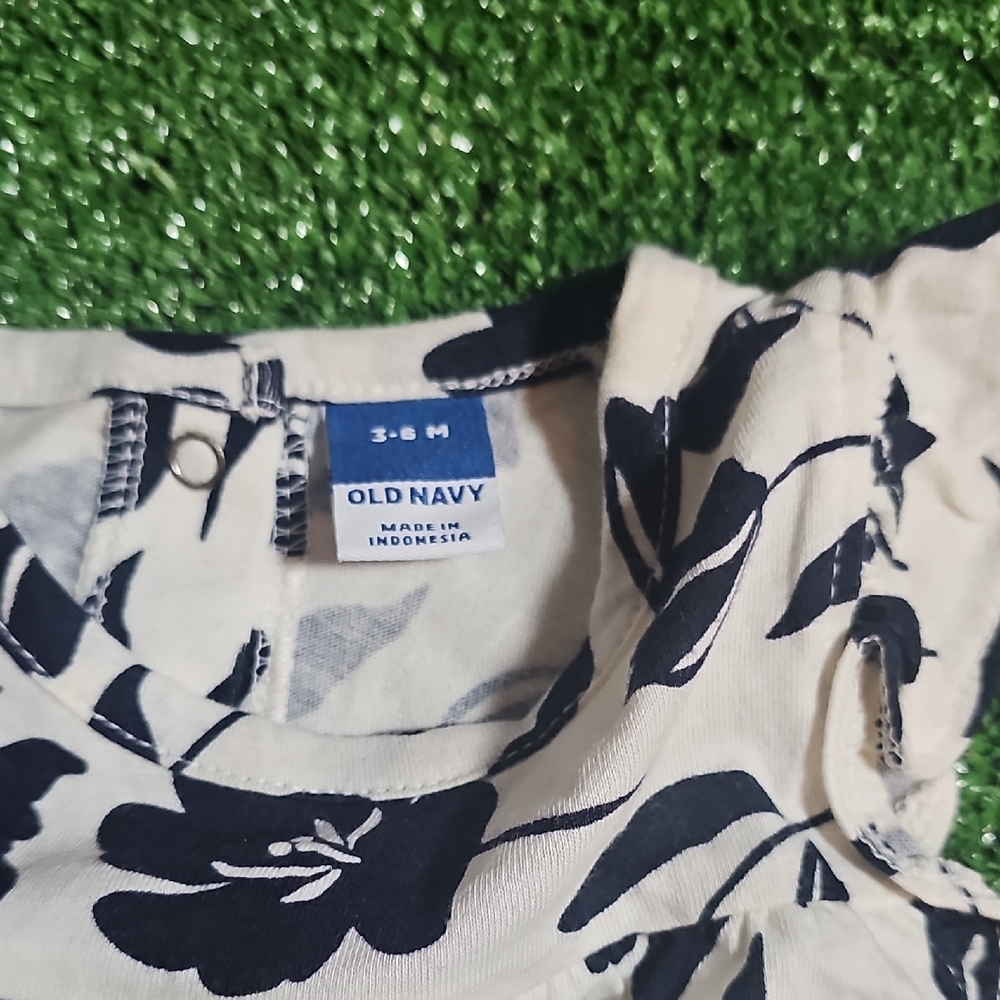 Old Navy Black and White Floral Baby Girl One Piece - Picture 3 of 5